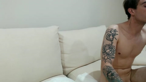 hornypetitegirl77  25-11-2022